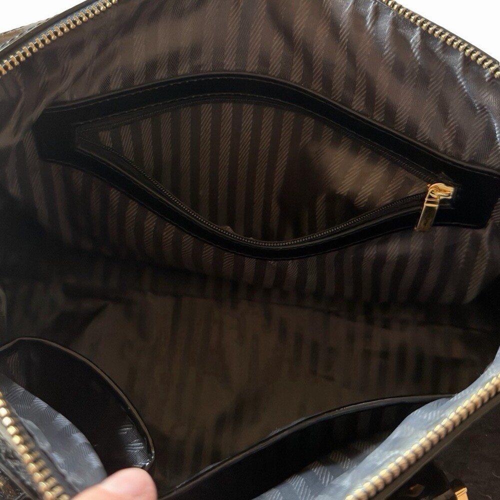 St. John Black Patent Logo Satchel Bag Gold Hardware Zip Top - Picture 5 of 12
